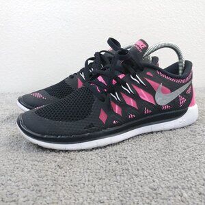 Nike Free 5.0 Girls Size 6.5Y Running Shoes Low Top Sneakers Black Pink Trainers